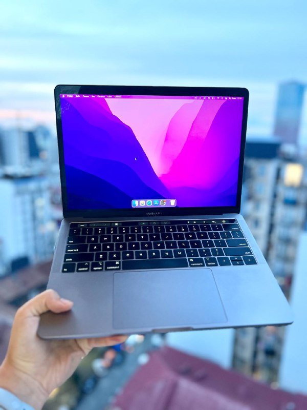 MacBook Pro 13 2019 i7 16GB RAM 500GB SSD