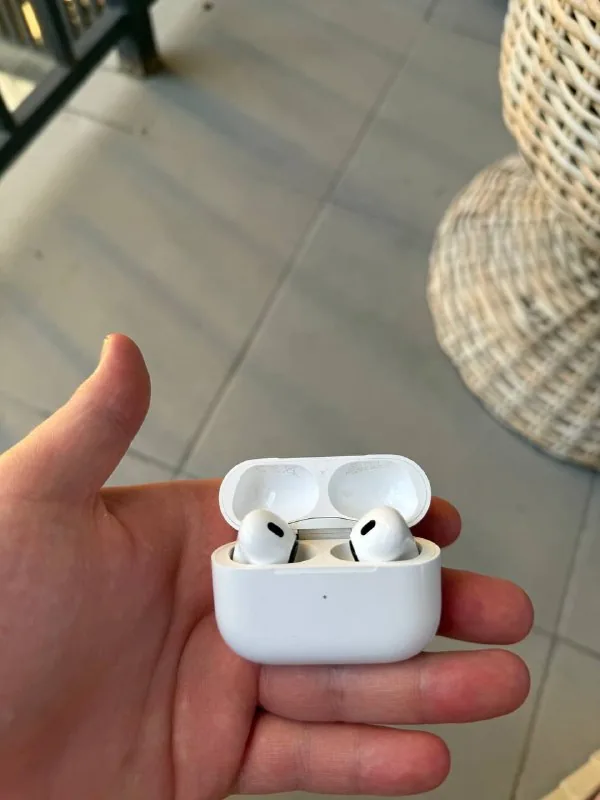 AirPods Pro 2 1