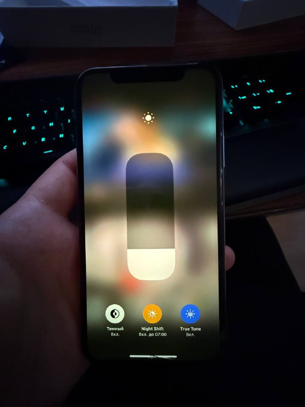 iPhone XS 64GB 2