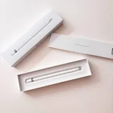 Apple Magic Keyboard Folio, Apple Pencil 3