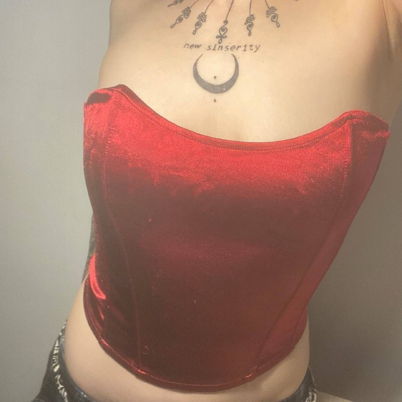 Туфли BERSHKA, Красный корсет, Кофта, Топ, Куртка 3