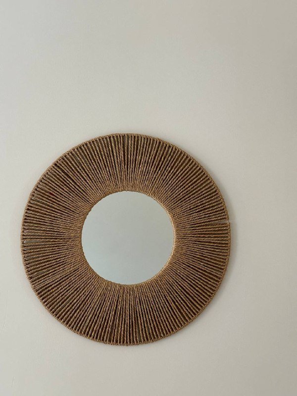 Настенное зеркало