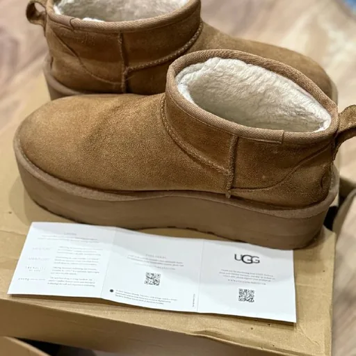 UGG Classic Ultra Mini Platform