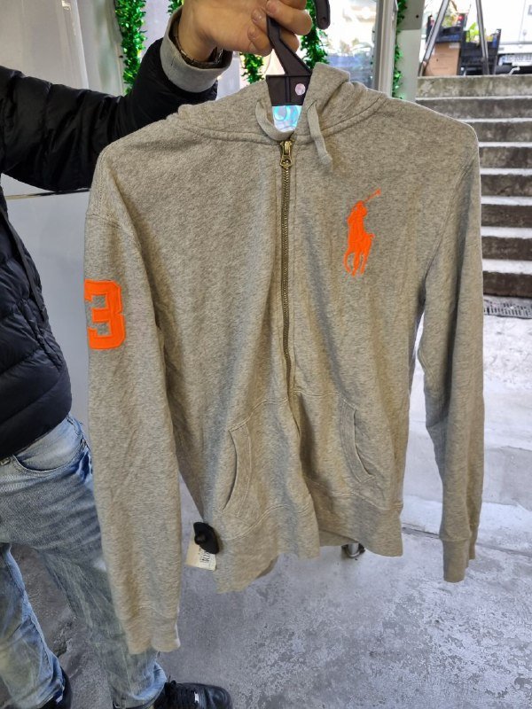 Серая мужская кофта с капюшоном