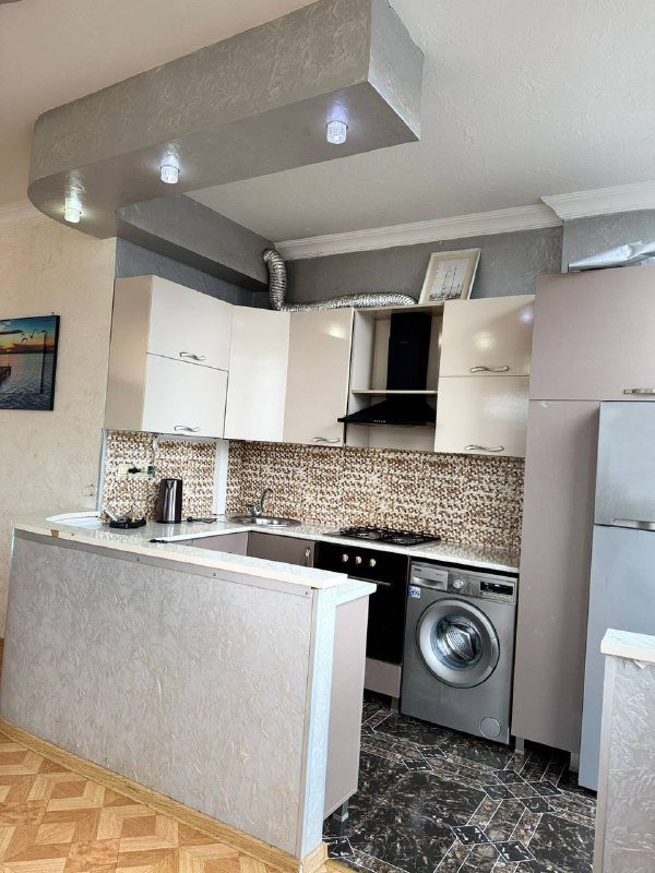 4-комнатная квартира с 3 спальнями, аренда 7