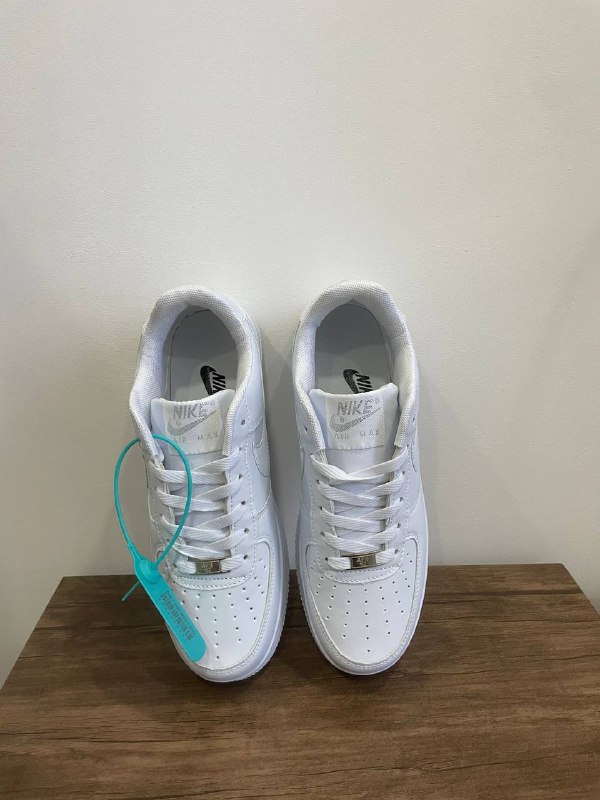 Nike Air Force кроссовки 42 EU новые