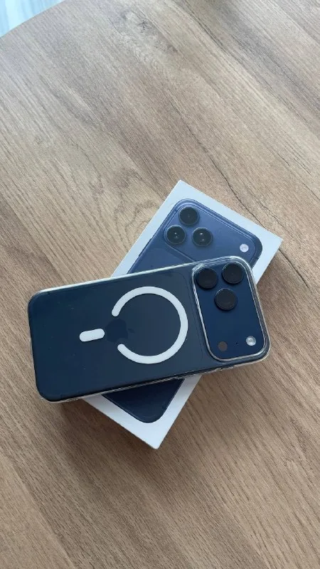 iPhone 17 Pro Max 256 GB Deep Blue 1