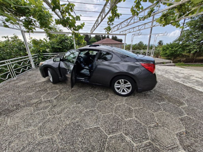 Nissan altima cupe 2012 2