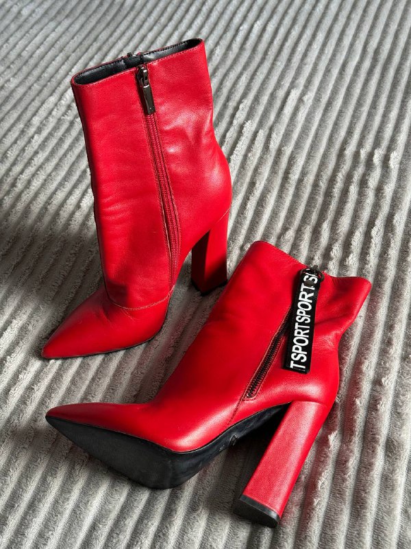 Красные ботинки Vitto Rossi, Черные ботинки Zara 3