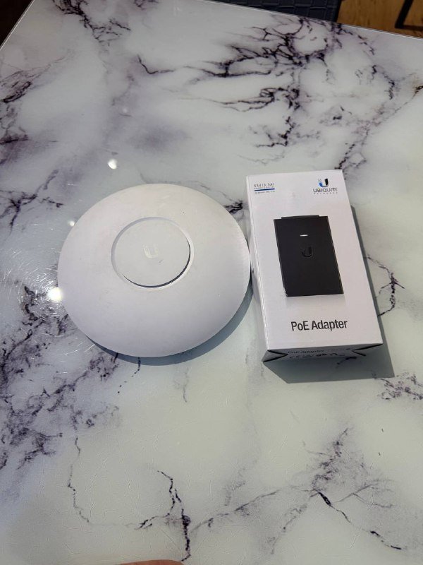 Точка Wi-Fi Ubiquiti UniFi UAP-AC-PRO 3