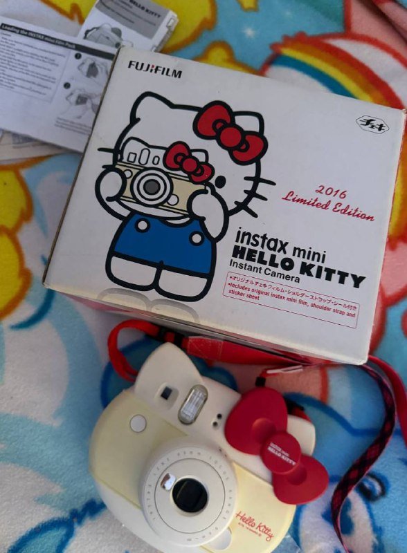 Фотоаппарат Instax Hello Kitty 2