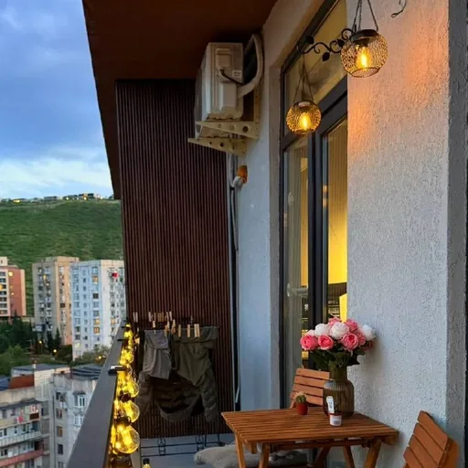 Фонари на солнечной зарядке, 2 шт.