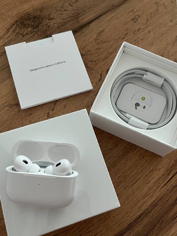 Новые наушники AirPods Pro 2