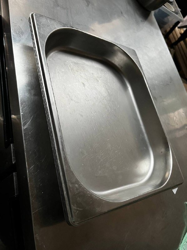 стрейнер, пепельница, щипцы для льда, овощечистка, открывалка, воронка, джиггер, шила для льда, ведро для шампанского, стакан, шейкеры, гастроемкости, миска, поднос из нержавеющей стали 5