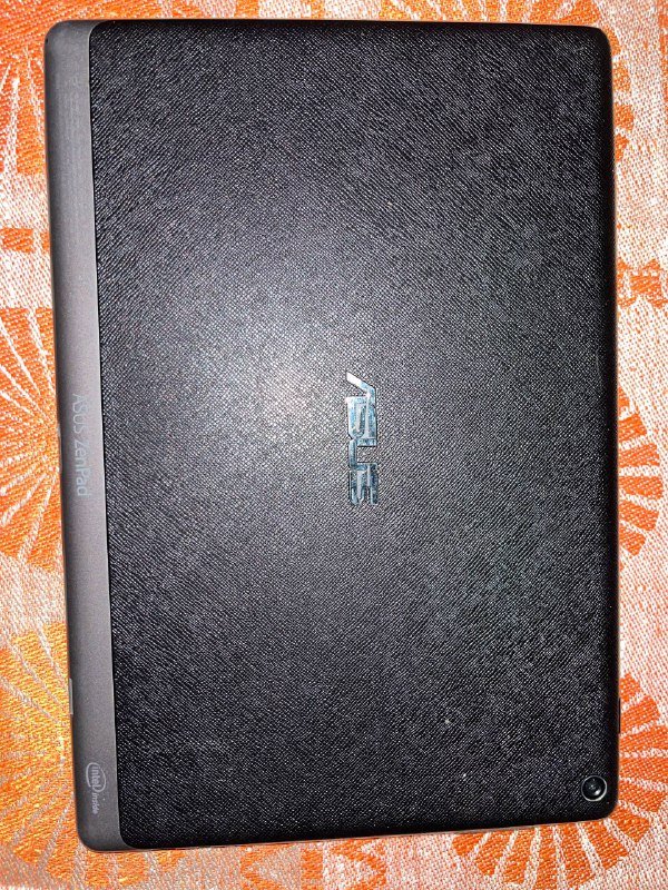 Планшет Asus 10.1 с экраном