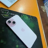 iPhone 15 4