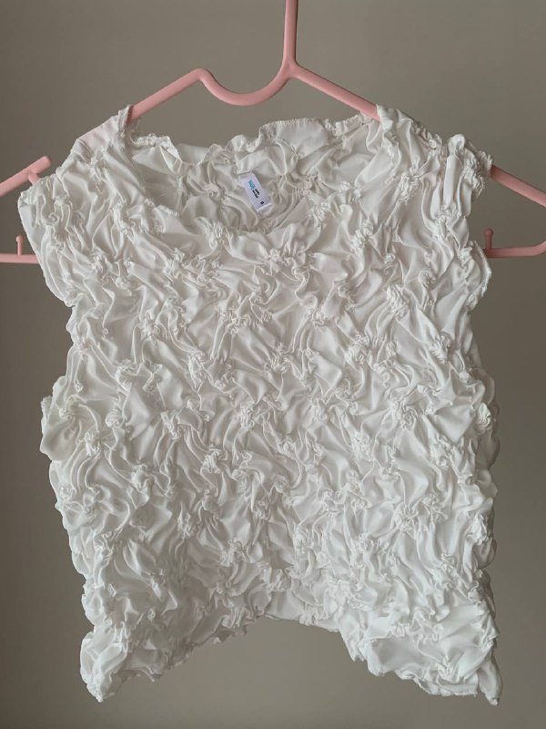 Белый топ, белая рубашка, бежевый топ