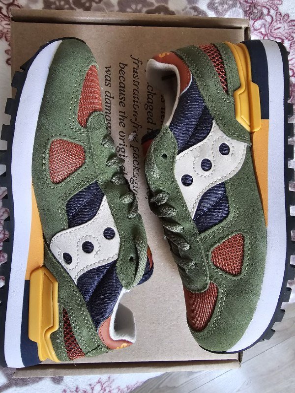 Новые кроссовки Saucony, размер 36 1