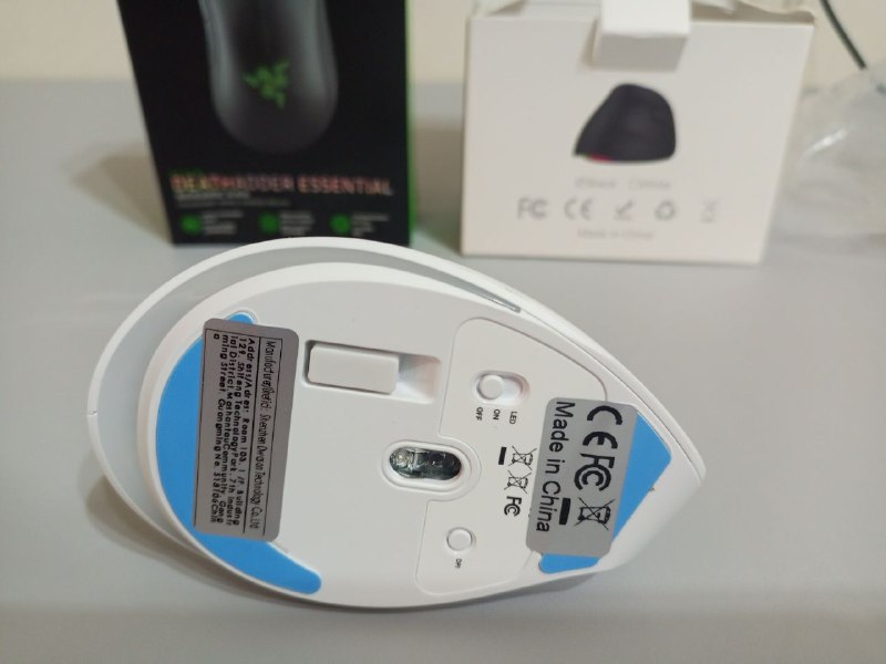 Беспроводная вертикальная RGB мышь Jomaa V53, Deathadder Essential 3