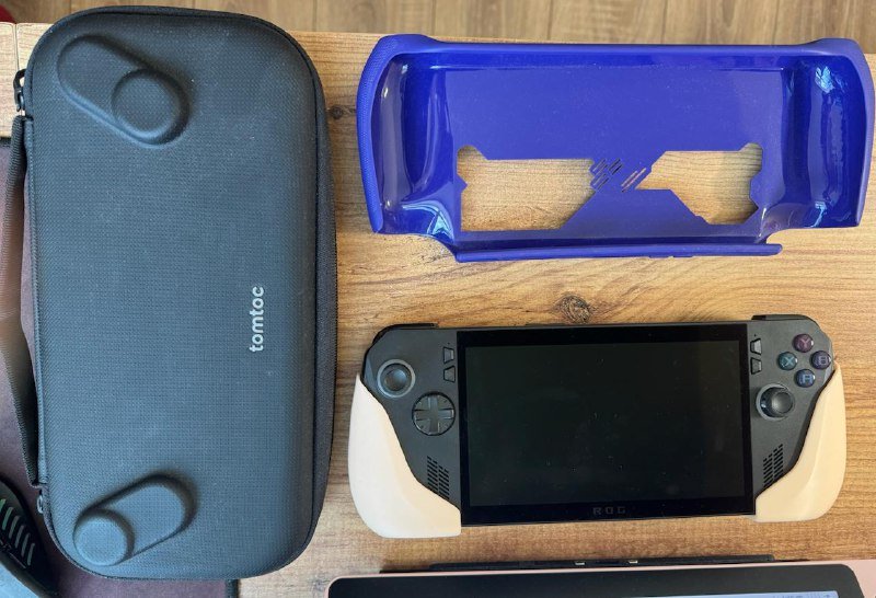 Планшет Samsung Galaxy Tab S11, Портативная приставка Asus Rog Ally X 2