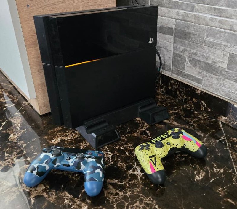 PS4 с играми