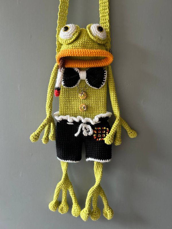 Вязаные чехлы для телефона лягушка обезьянка утка