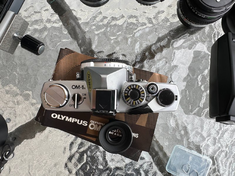Камера Olympus OM-1n с объективами и аксессуарами 2