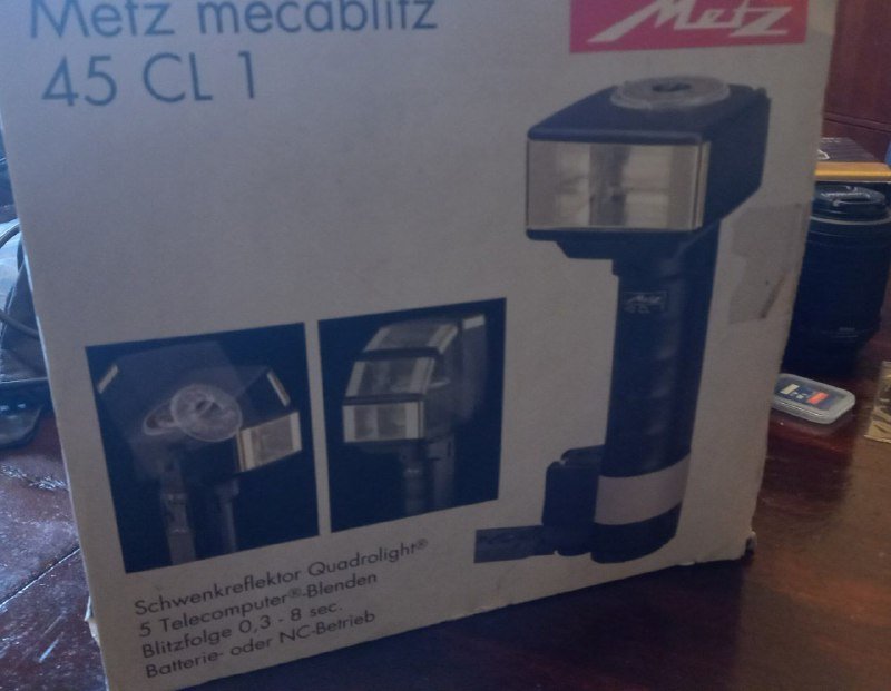 Фотоаппарат Nikon D3200 с объективом, 3 вспышки для фотоаппарата 8