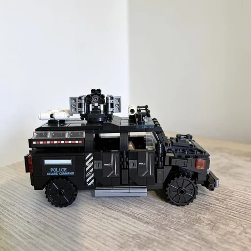 Конструктор бронеавтомобиль SWAT Police