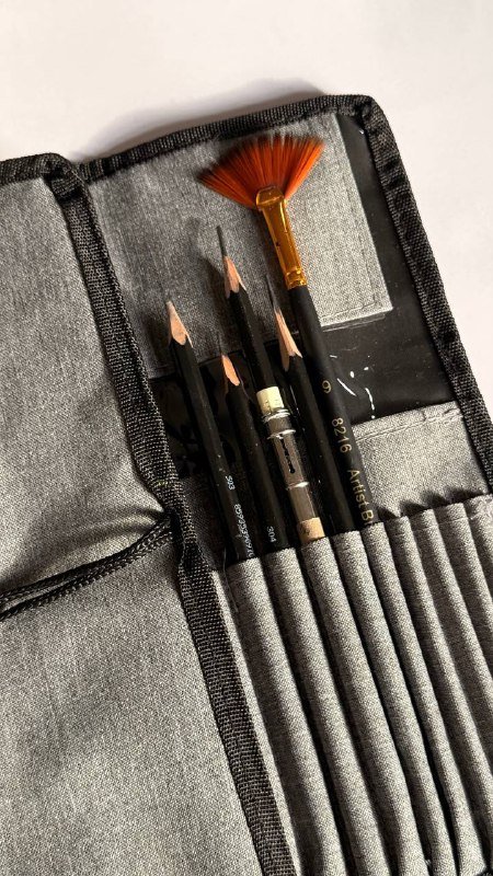 Пенал кейс для художника органайзер для кистей карандашей ручек