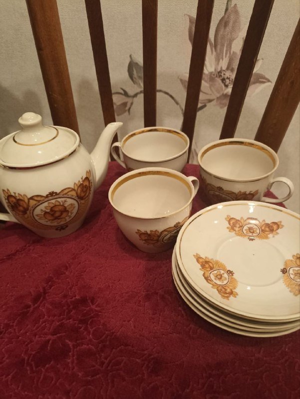 стеклянный графин, сервиз, сольницы, наборы для соли и перца 2