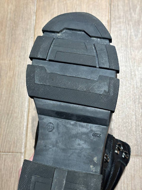 Ботинки женские кожаные черные D. Moro, размер 39 3