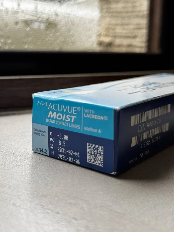 Линзы Acuvue Moist 1-Day, 30 шт
