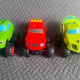 Blaze and the Monster Machines toy car set, 5 pieces 4