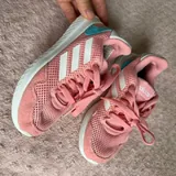 Кожаные босоножки, кеды, кроссовки, резиновые тапки 3