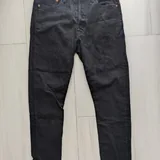 Лопатки для плавания, книга, джинсы Levi's 5