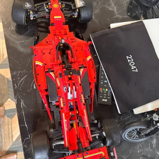 LEGO Technic Ferrari SF-24, Harley-Davidson