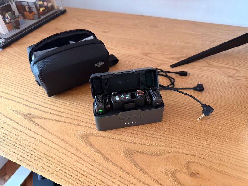 Dji mic 2 с аксессуарами и чехлом