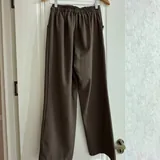 Два женских костюма, оливковый, коричневый 6