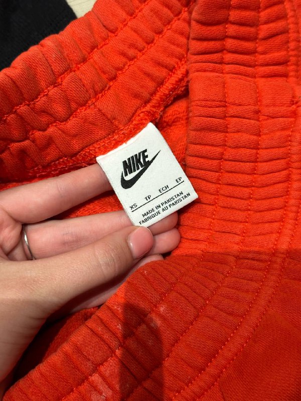 Nike оверсайз штаны красные 4