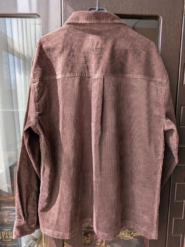 Штаны Gramicci, рубашка Cotton On, свитер Nike, куртки Baracuta, Levi's 4