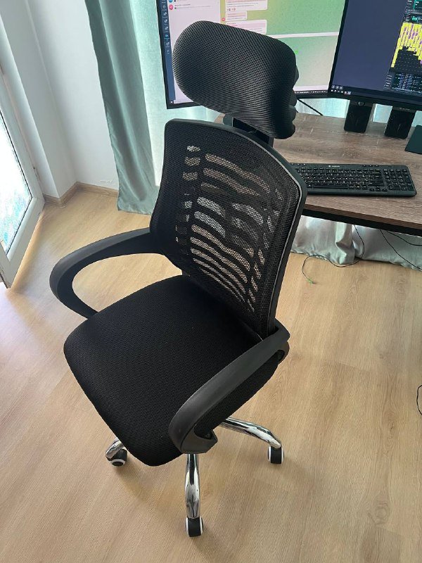 Кресло компьютерное офисное 4