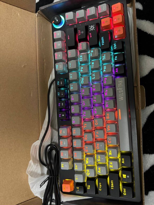 Механические клавиатуры с подсветкой HotSwap 4