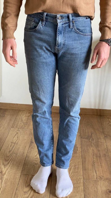 Кардиган Bershka, рубашка черная, джинсы Mavi, кофта коричневая, рубашка Koton, пальто Key Man 4