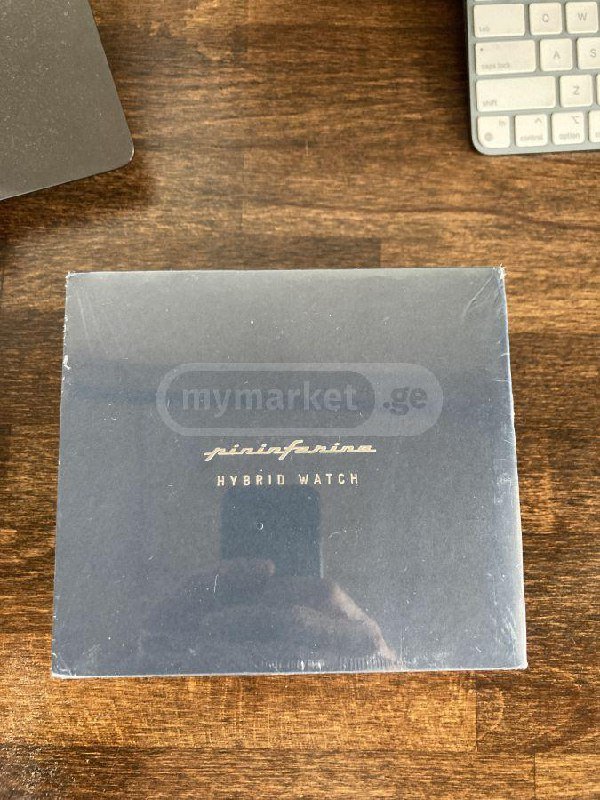 Pininfarina Hybrid Watch with Leather Straps