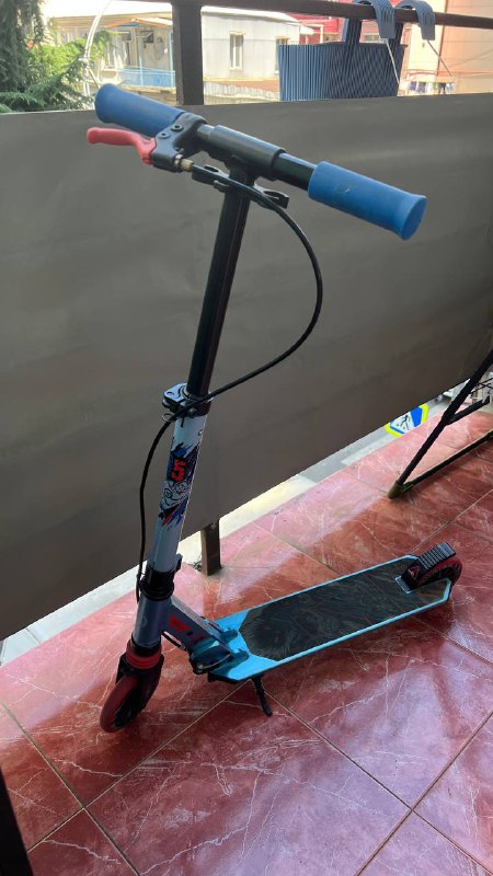 Самокат, Айфон 11 128гб, Босоножки 36 размер, Книги 3