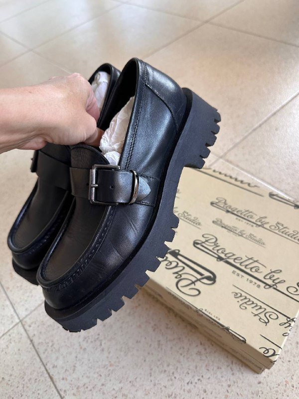 Лоферы Progetto by Studio 35 размер черные кожаные 6