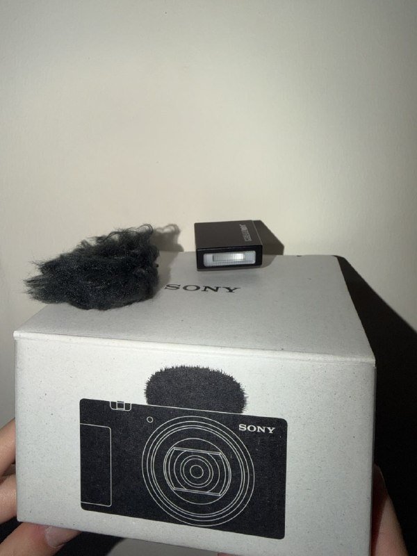 Sony ZV-1 II камера, накамерная вспышка 7