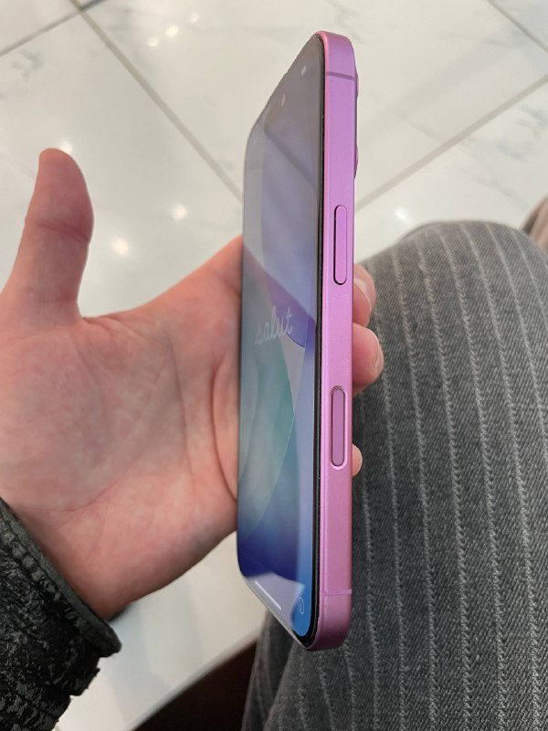 Смартфон iPhone фиолетовый в отличном состоянии 3