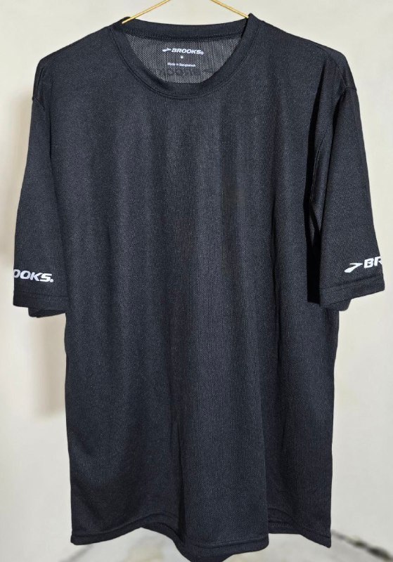 футболка Brooks, шорты Levi’s Climber, шорты Puma